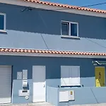 T2 Na Da Com Varanda - Yellow Door