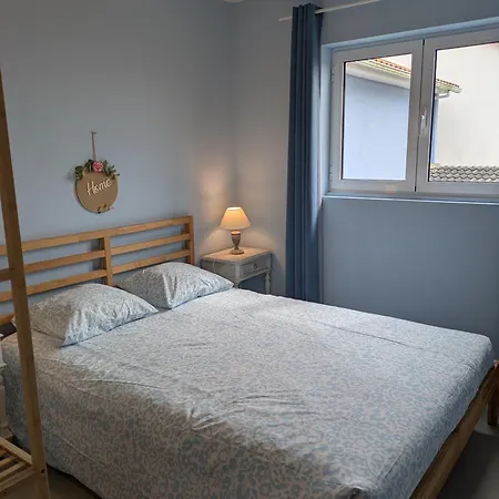 דירה T2 Na Da Com Varanda - Yellow Door *